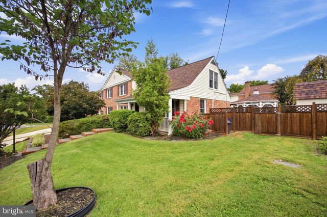 8001 POSTOAK RD, Potomac, MD 20854