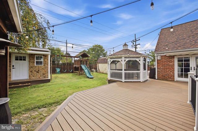8001 POSTOAK RD, Potomac, MD 20854