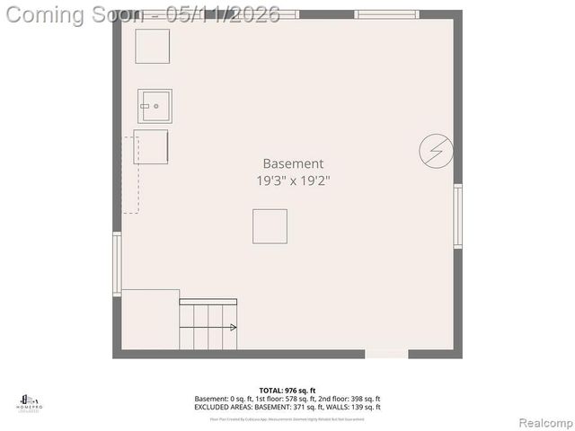 310 W Caroline Street, Fenton, MI 48430