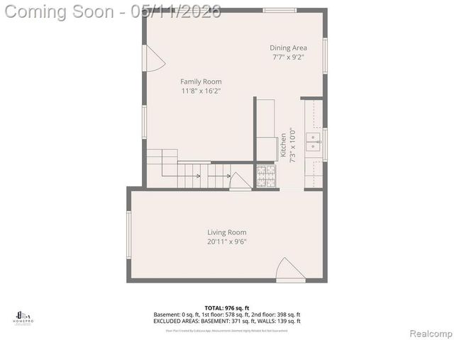 310 W Caroline Street, Fenton, MI 48430