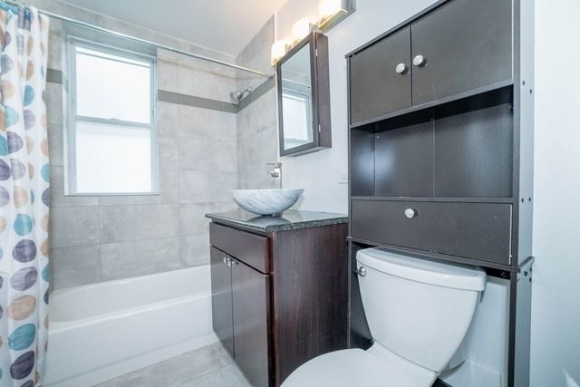 1220 Lombard Avenue 2, Berwyn, IL 60402