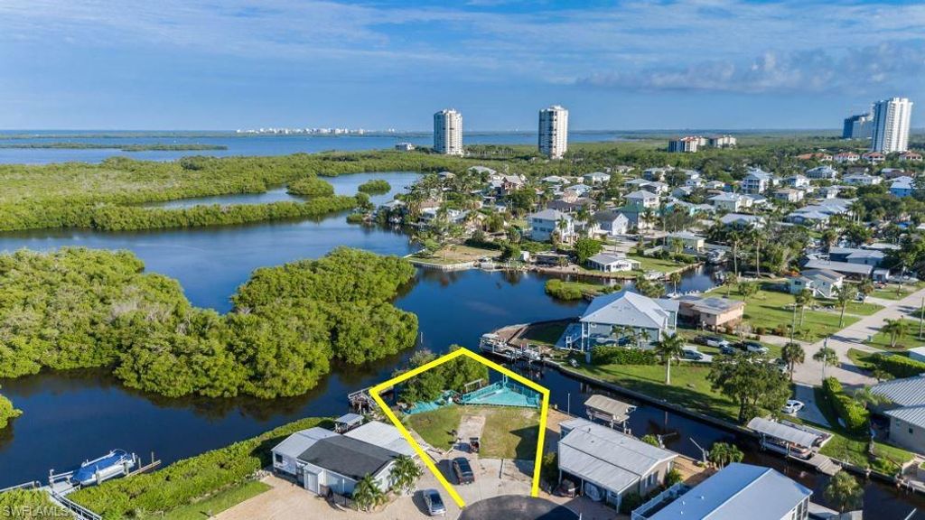 4785 Mali CT, BONITA SPRINGS, FL 34134 — photo 2
