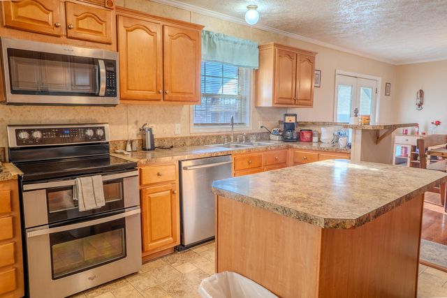 185 Treadway Road, Beattyville, KY 41311