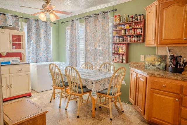 185 Treadway Road, Beattyville, KY 41311