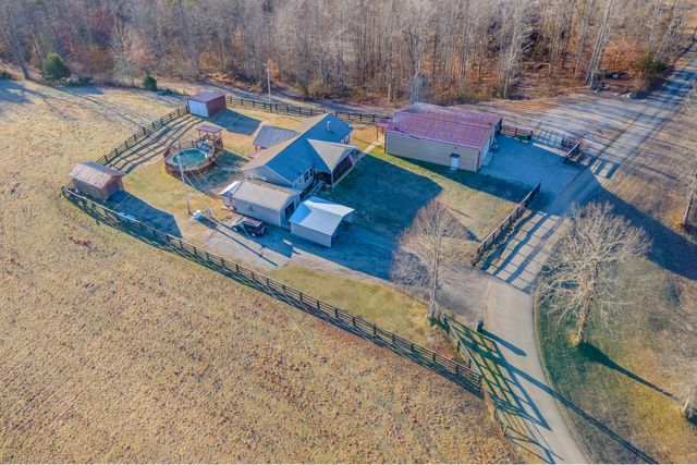 185 Treadway Road, Beattyville, KY 41311