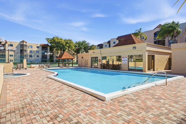 10501 W Broward Boulevard 405, Plantation, FL 33324