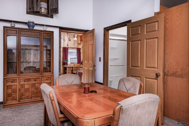 21155 COYOTE LN, Lead, SD 57754