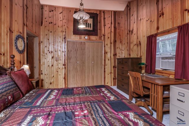 21155 COYOTE LN, Lead, SD 57754