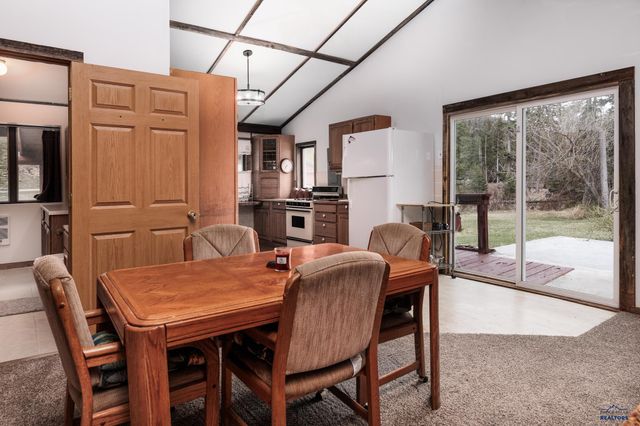 21155 COYOTE LN, Lead, SD 57754