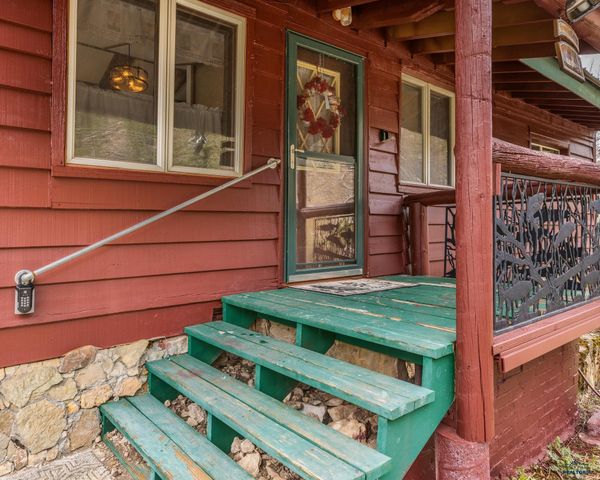 21155 COYOTE LN, Lead, SD 57754