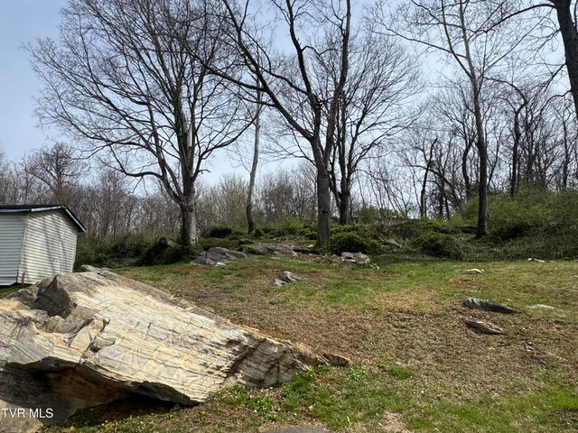 1013 Siam Road, Elizabethton, TN 37643