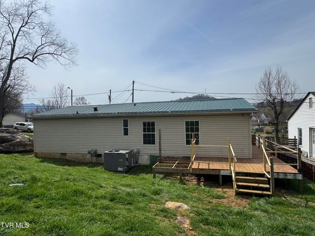 1013 Siam Road, Elizabethton, TN 37643