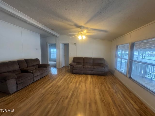 1013 Siam Road, Elizabethton, TN 37643