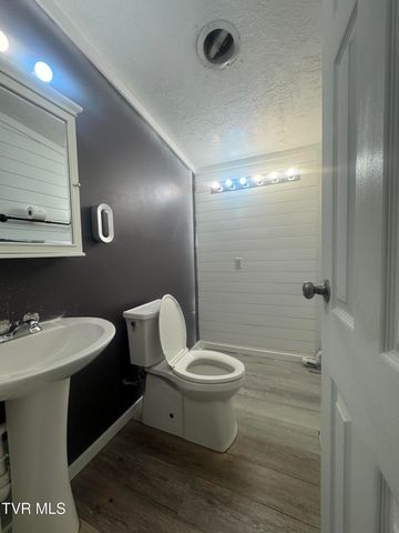 1013 Siam Road, Elizabethton, TN 37643