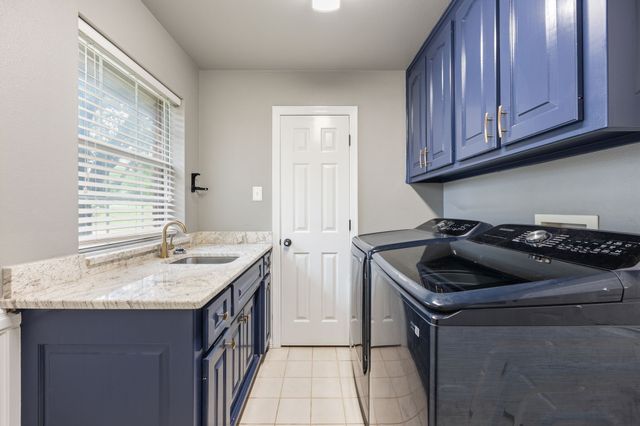 1907 Woodland Hills Lane, Weatherford, TX 76087