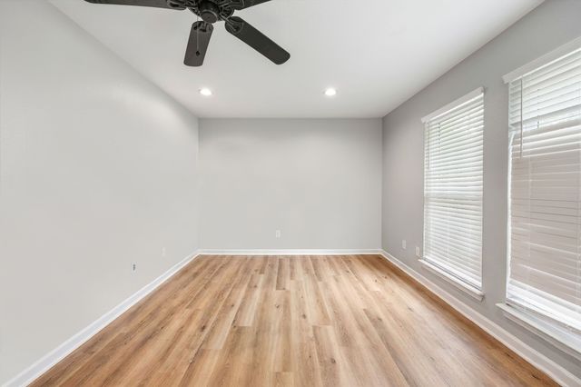 1907 Woodland Hills Lane, Weatherford, TX 76087