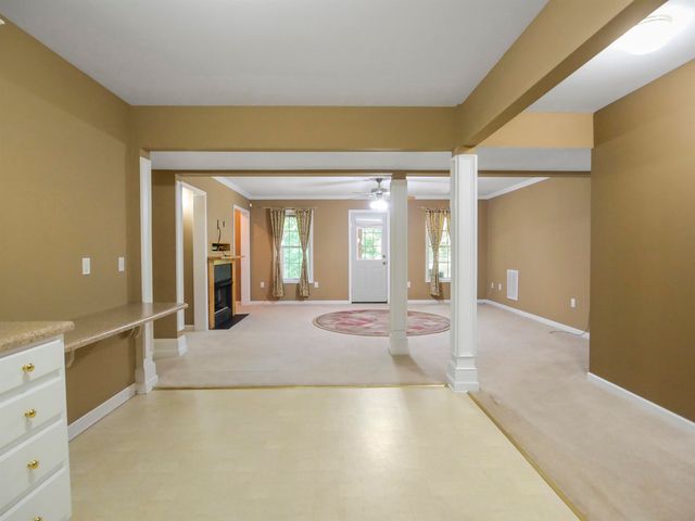 240 Cedar Bluff Drive, Moore, SC 29369