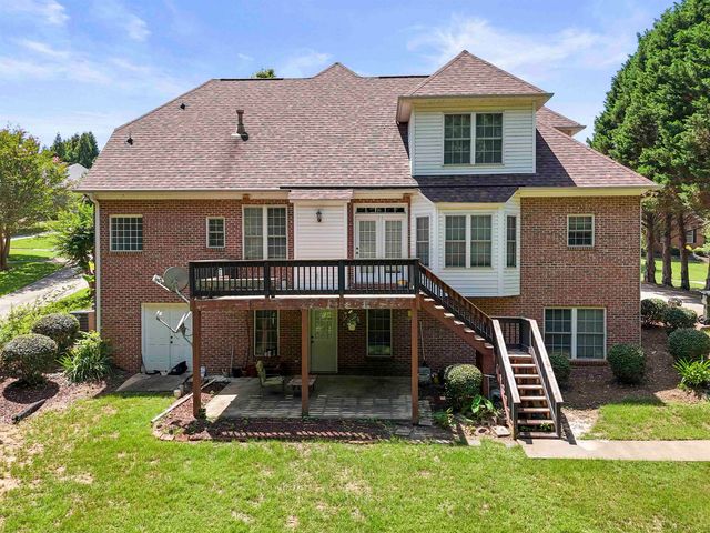 240 Cedar Bluff Drive, Moore, SC 29369