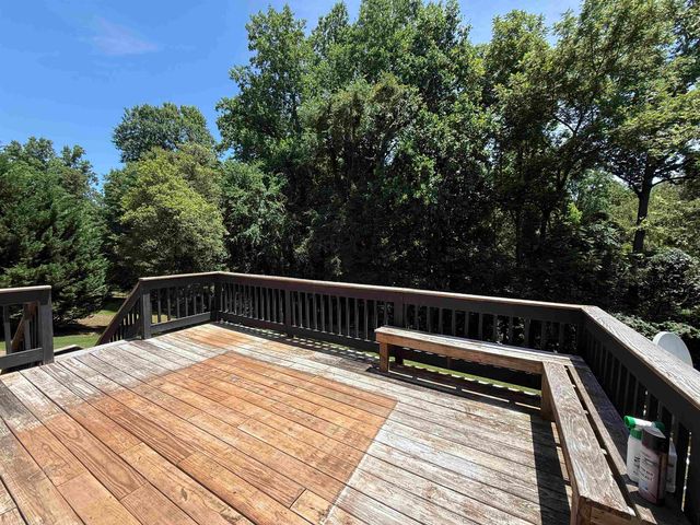 240 Cedar Bluff Drive, Moore, SC 29369