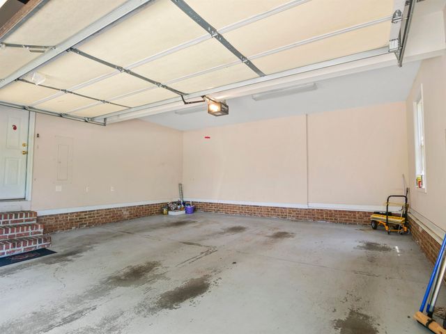 240 Cedar Bluff Drive, Moore, SC 29369