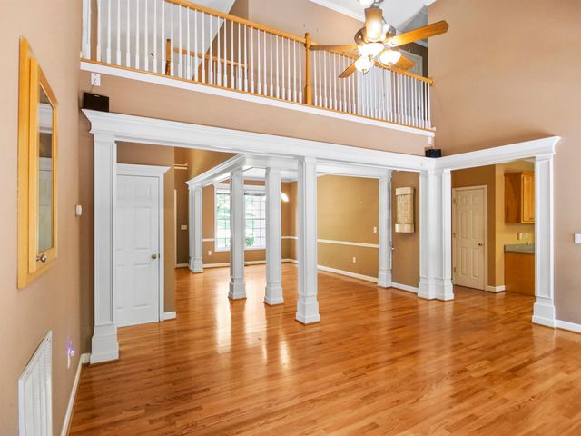 240 Cedar Bluff Drive, Moore, SC 29369