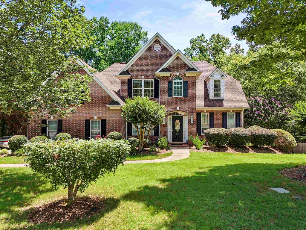 240 Cedar Bluff Drive, Moore, SC 29369