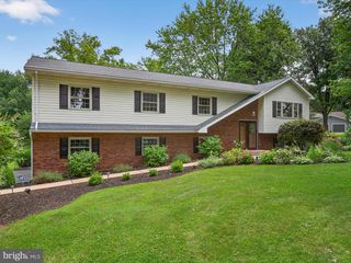 191 CAROL DR, Washington Boro, PA 17582