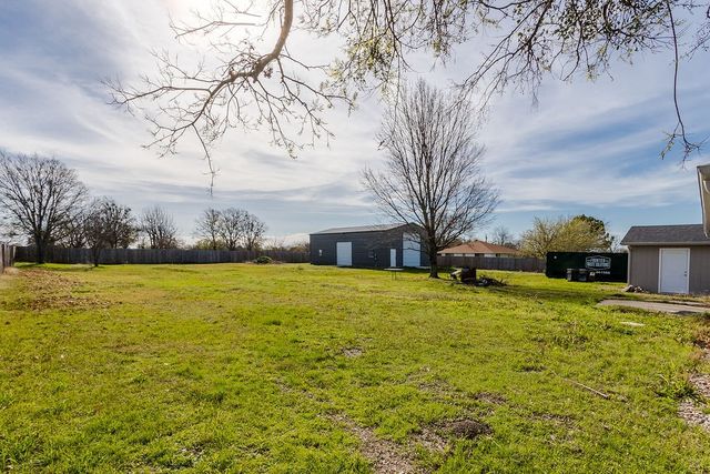 2225 S Bridgefarmer Road, Lowry Crossing, TX 75069