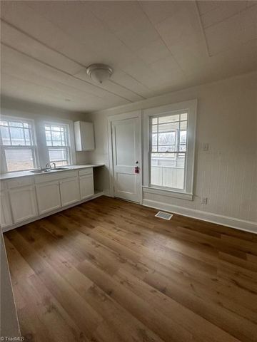 530 Barbara Jane Avenue, Winston-salem, NC 27101