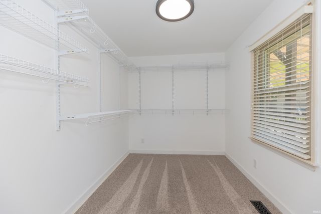 201 E Mount Pleasant Road, Evansville, IN 47711
