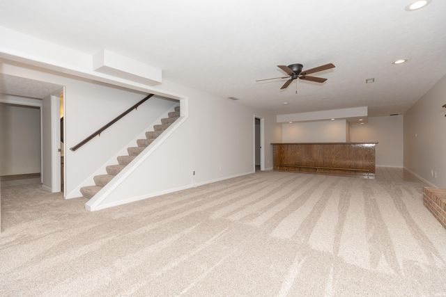201 E Mount Pleasant Road, Evansville, IN 47711