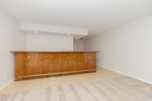 201 E Mount Pleasant Road, Evansville, IN 47711
