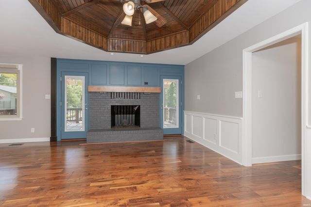201 E Mount Pleasant Road, Evansville, IN 47711