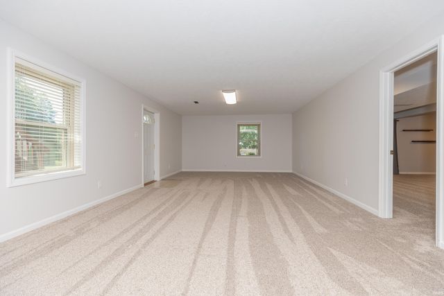 201 E Mount Pleasant Road, Evansville, IN 47711