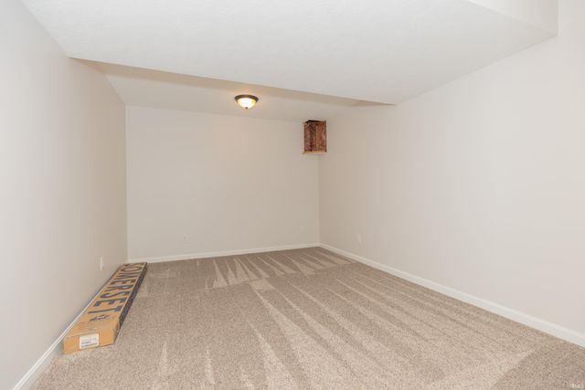 201 E Mount Pleasant Road, Evansville, IN 47711