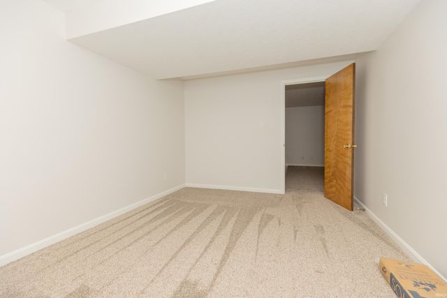 201 E Mount Pleasant Road, Evansville, IN 47711