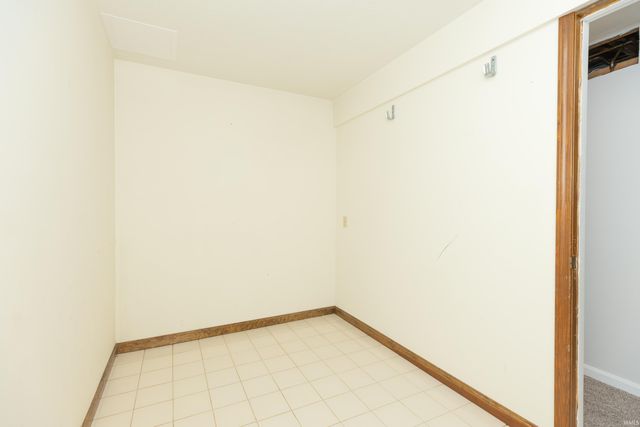 201 E Mount Pleasant Road, Evansville, IN 47711