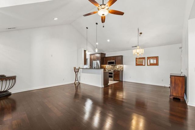 128 Brassic Way, Columbus, OH 43213