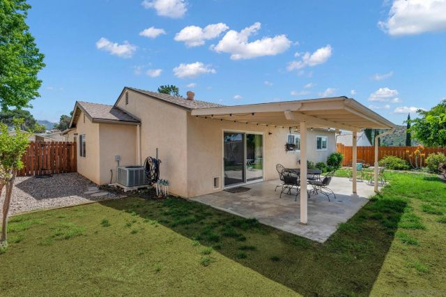 13447 Orange Blossom Ln, Poway, CA 92064