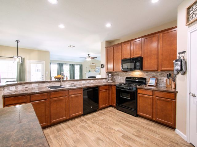 3306 Bear Creek Drive, Melissa, TX 75454