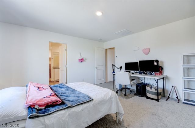 1720 Luna Cliff Avenue, North Las Vegas, NV 89032