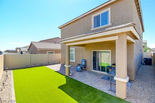 1720 Luna Cliff Avenue, North Las Vegas, NV 89032