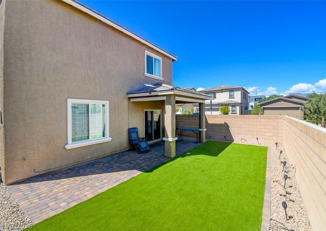 1720 Luna Cliff Avenue, North Las Vegas, NV 89032