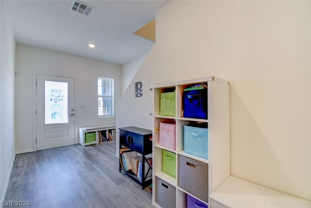 1720 Luna Cliff Avenue, North Las Vegas, NV 89032