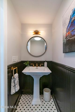 56 Union Avenue APT 8, Saratoga Springs, Inside, NY 12866