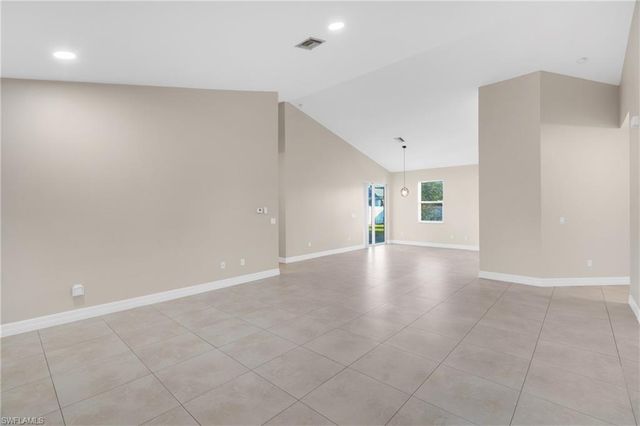 1133 SW Trafalgar PKWY, Cape Coral, FL 33991