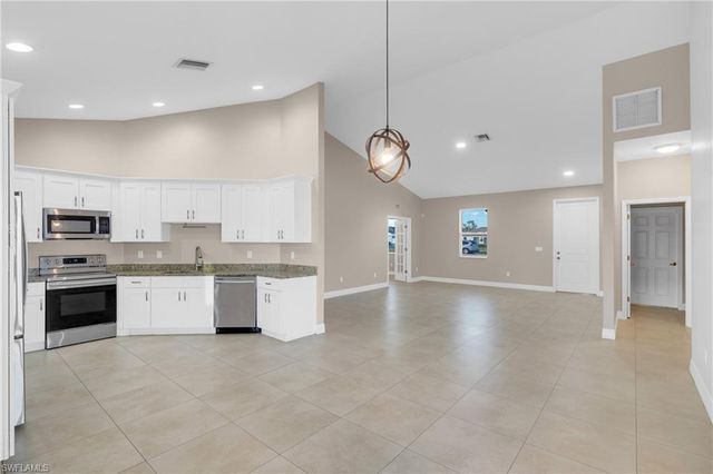 1133 SW Trafalgar PKWY, Cape Coral, FL 33991
