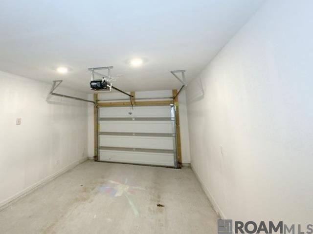12465 Orchid Ln, Walker, LA 70785