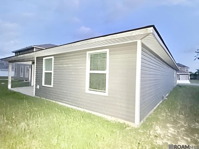12465 Orchid Ln, Walker, LA 70785