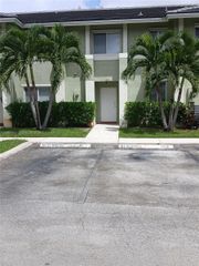 105 Hidden Ct Road A-3, Hollywood, FL 33023